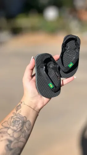 HAVAIANAS BEBÊ - CONFORTO E ESTILO PARA OS PÉS DO SEU PEQUENO!<br>