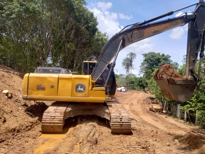 Escavadeira John Deere 210 G 2021