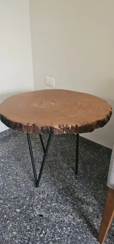 Mesa lateral Tora
