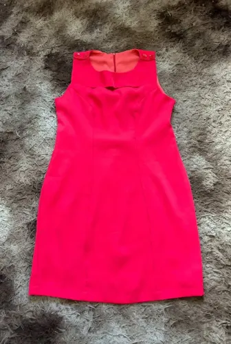 Vestido rosa elegante