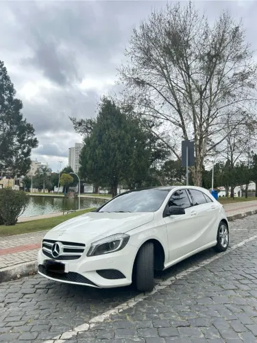 Mercedes a200 lindo carro 