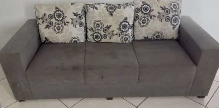 Sofá impecável !