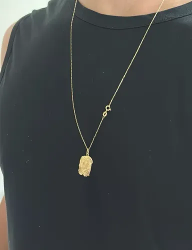 Corrente maciça ouro 18k com pingente usada
