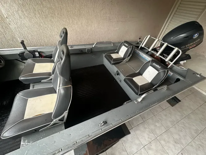 LANCHA ALUMÍNIO LEVEFORT CLX 6,00 METROS