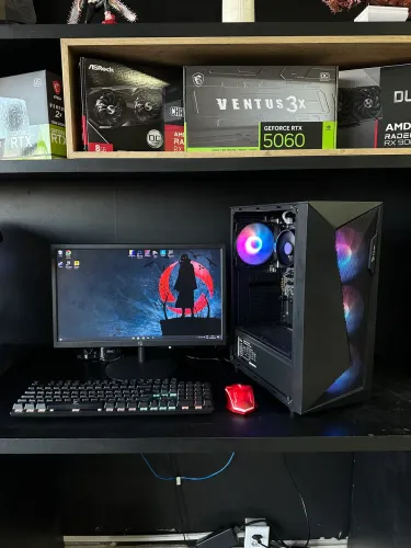 PC Gamer Ryzen 3 | Vega 8 | SSD 256GB | 8GB RAM | Fonte 500W | 1 Ano de Garantia