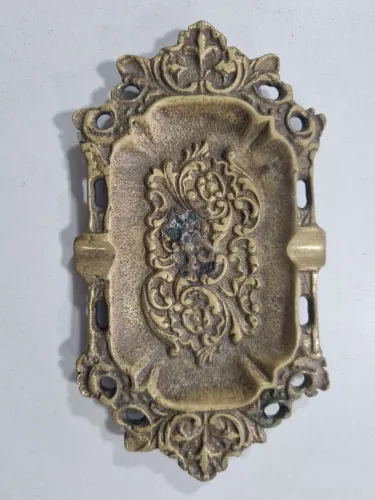 Cinzeiro de bronze 