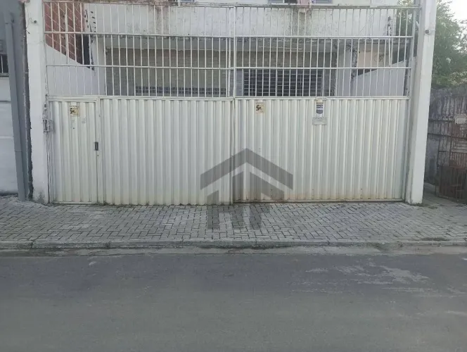 Galpão Comercial para alugar ou vender, localizado em Afogados, Recife - Pernambuco.