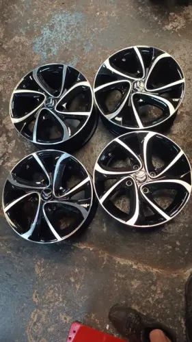 Rodas 15" C3