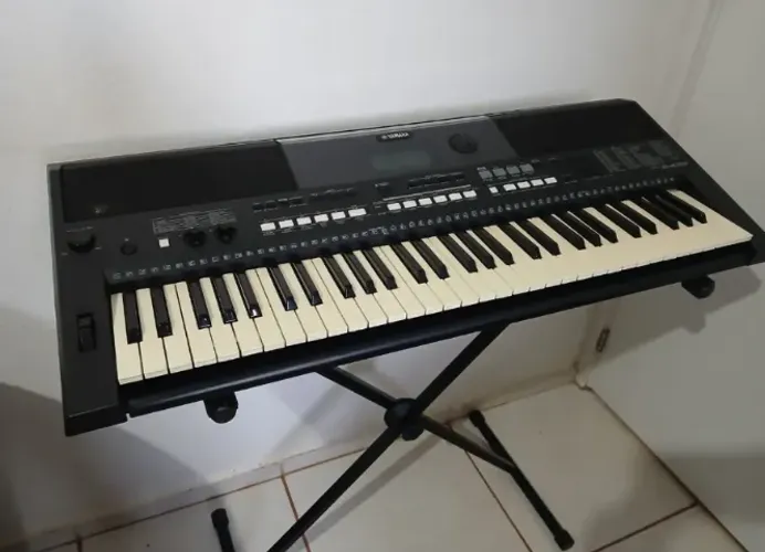 Teclado Arranjador Yamaha PSR-E433