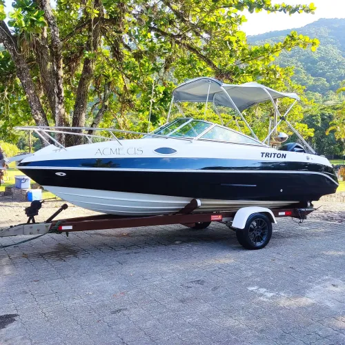 Lancha Triton 200 2008