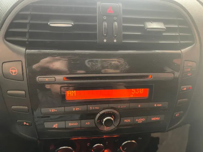 Rádio original Fiat bravo 2013