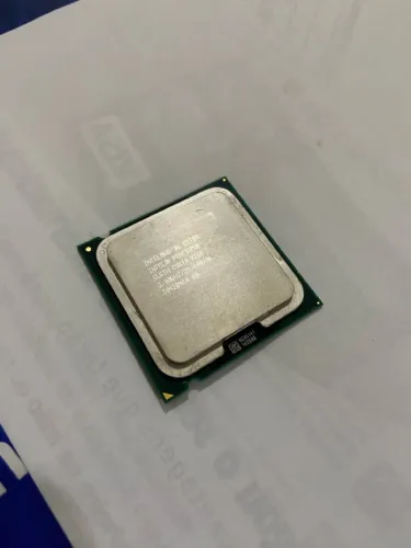 Processador Intel Pentium E5700 - 3.0GHz