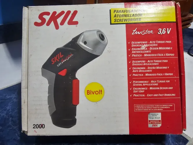 Parafusadeira Skil portátil