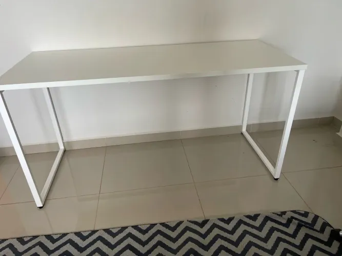 MESA BRANCA MODELO INDUSTRIAL - MÓVEIS PARA ESCRITÓRIO IKONMIXOFFICE 