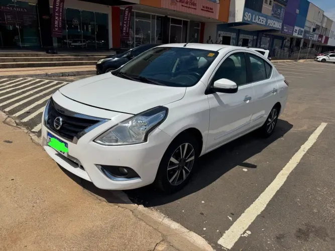 Nissan Versa Unique 1.6 16V Flexstart 4P Aut. 2018