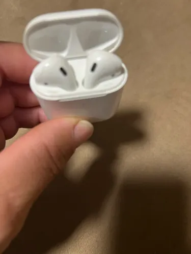 AirPods 2