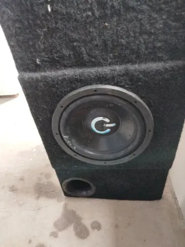 Vendo caixa de grave 12 polegadas 