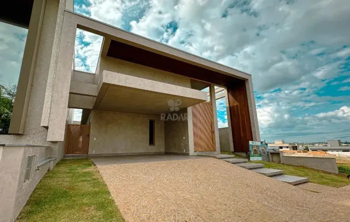 Casa à venda em Paulínia, Parque Brasil 500, com 4 suítes, com 208 m², Condomínio Club San