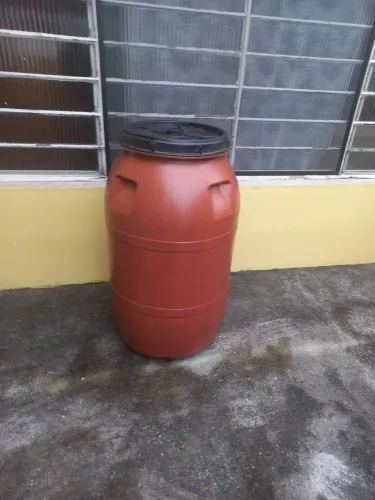 Bombona de plástico 260L