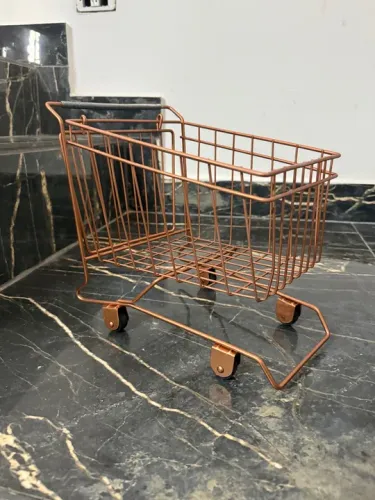 Carrinho de compras de metal dourado - Decoração de mesa