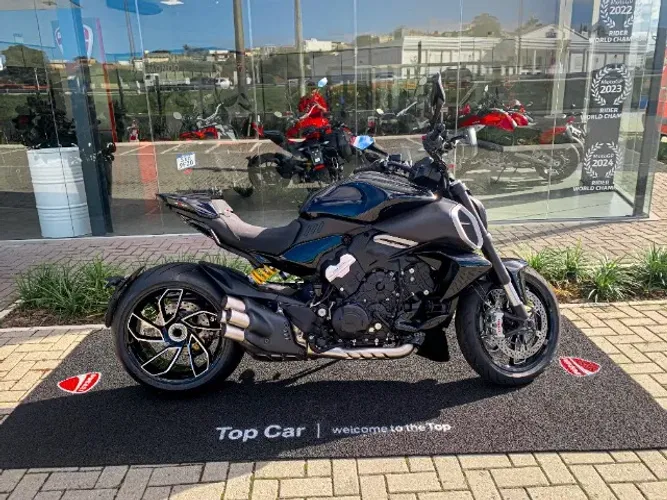 Ducati Diavel V4 S - Top Car Florianopolis 