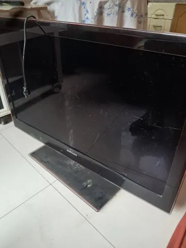 TV Samsung LCD 40" polegadas
