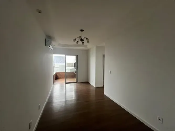 Apartamento no Colina do Sol