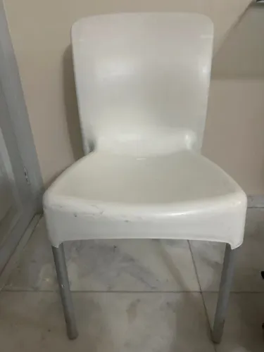 Cadeiras Plásticas
