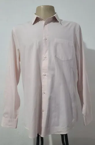 Camisa social Rosa tamanho G, bonita, bem confortável, original, sofisticado, elegante.