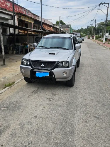 Mitsubishi L200 Sport HPE 2.5 4X4 CD DTI Dies. Aut. 2005