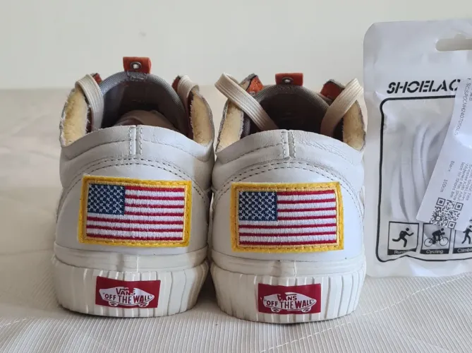 Tênis vans NASA lmtd