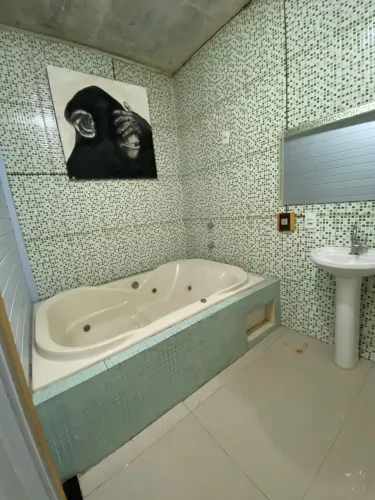Aluga-se um apartamento