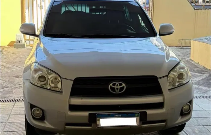 Toyota RAV4 2.4 4X4 16V 170cv Aut. 2011