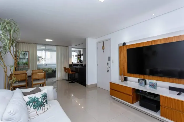 Apartamento à venda no bairro Nova Granada