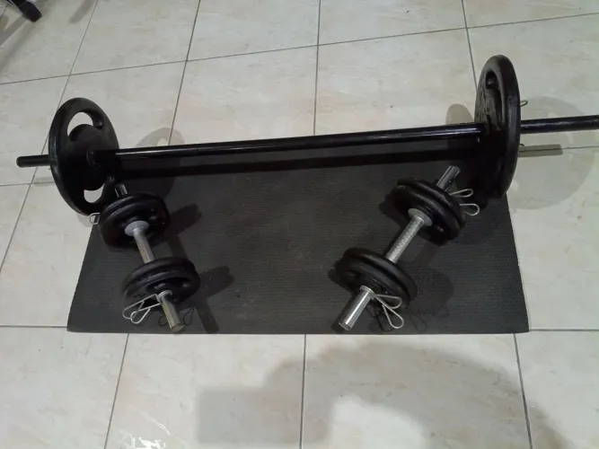 Kit treino musculação 36kg (entrego) 550$
