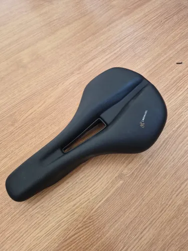 Selim Selle Royal (modelo Vaia Gel)