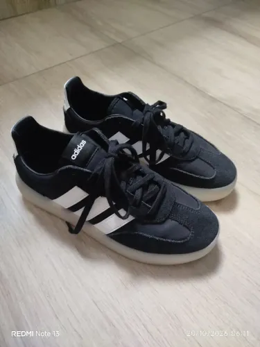 Tênis Adidas barreda