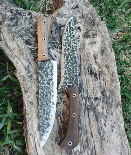 Kit 2 Facas Gaúchas Gaudérias pra Churrasco em Aço Carbono com Cabo em Madeira