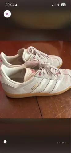 adidas gazelle valentines day edition