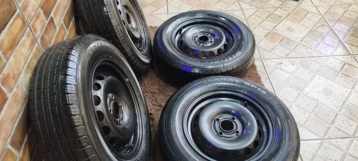 ARO 14 ONIX COM PNEUS NOVOS 
