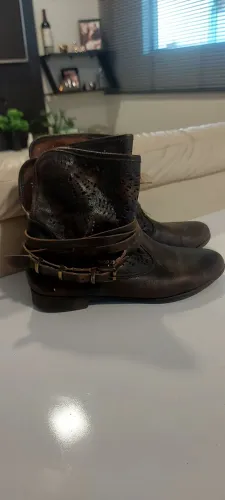 Bota cano curto BOHO CHIC