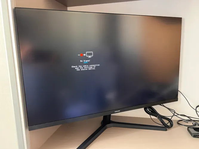 Monitor Samsung 32 polegadas, praticamente novo!