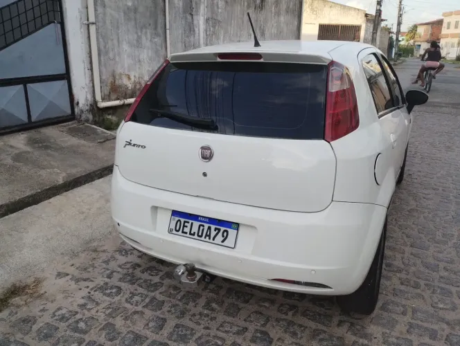 Fiat Punto Attractive Italia 1.4 F.flex 8V 5P 2012