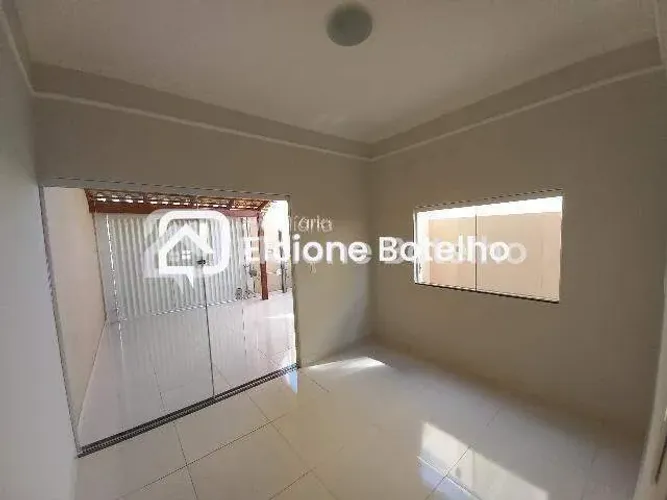Casa para Aluguel em Uberlândia - Bairro Santa Rosa (100 m²)