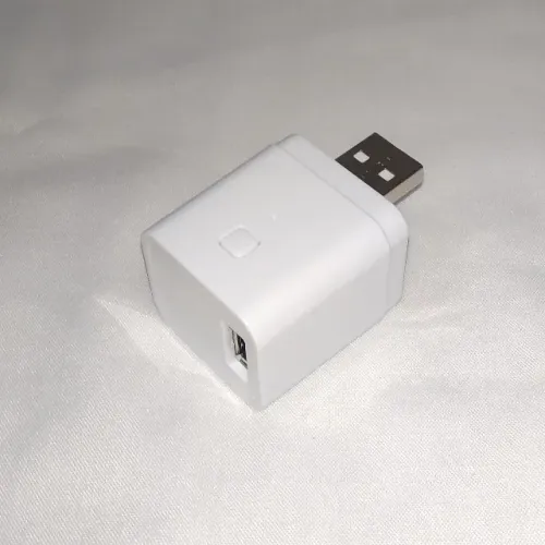 Adaptador Inteligente Tuya Smart USB WiFi 2.4GHz