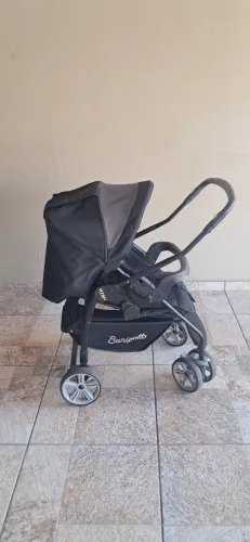 Vendo- Carrinho de bebê com bebê conforto-Burigotto