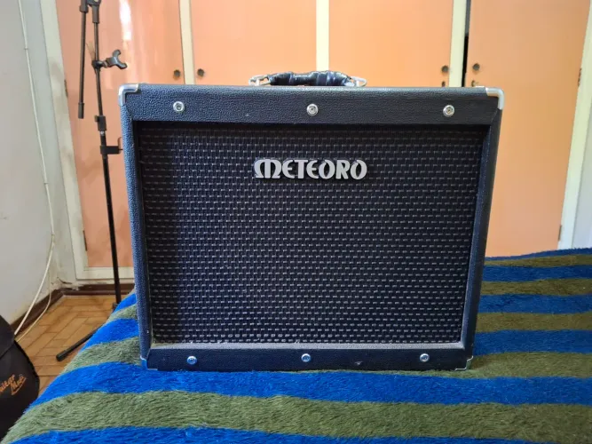 Amplificador Meteoro Mgv30 valvulado