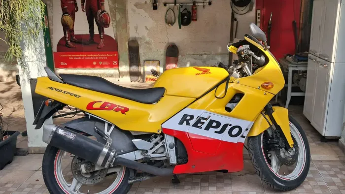 Vendo cbr450 