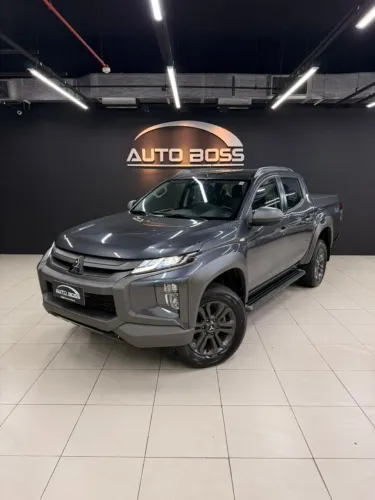 Mitsubishi L200 Trit. S.out. GLS 2.4 CD Diesel Aut. 2025