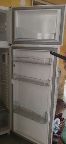 Geladeira (carcaça)